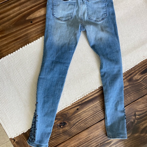 👀 GAP Jean Bundle!! 🌟 - Picture 4 of 8